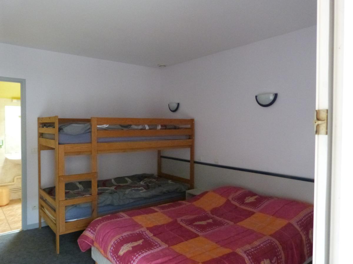 Leader Hotel Foucherans  Kültér fotó
