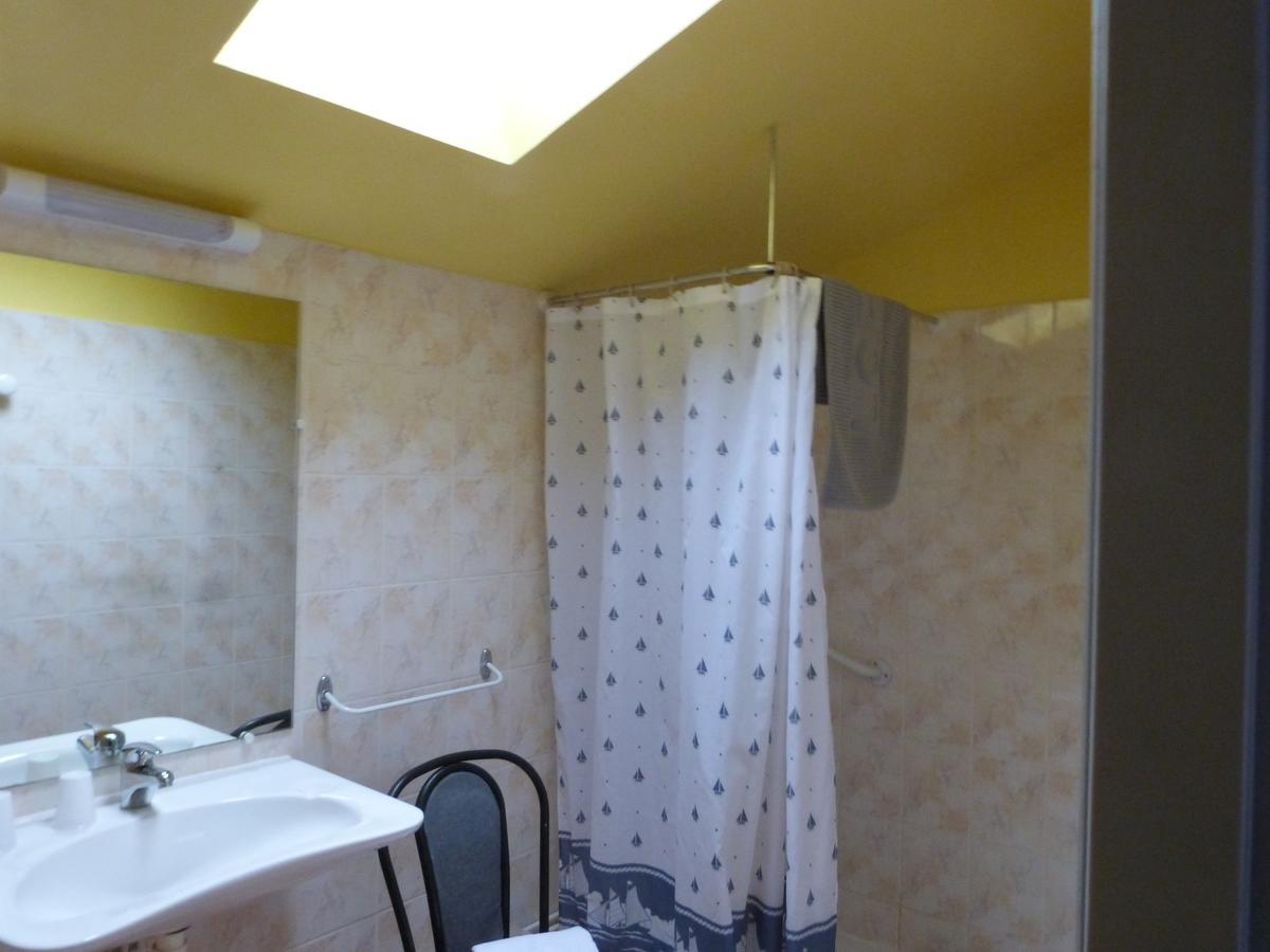 Leader Hotel Foucherans  Kültér fotó