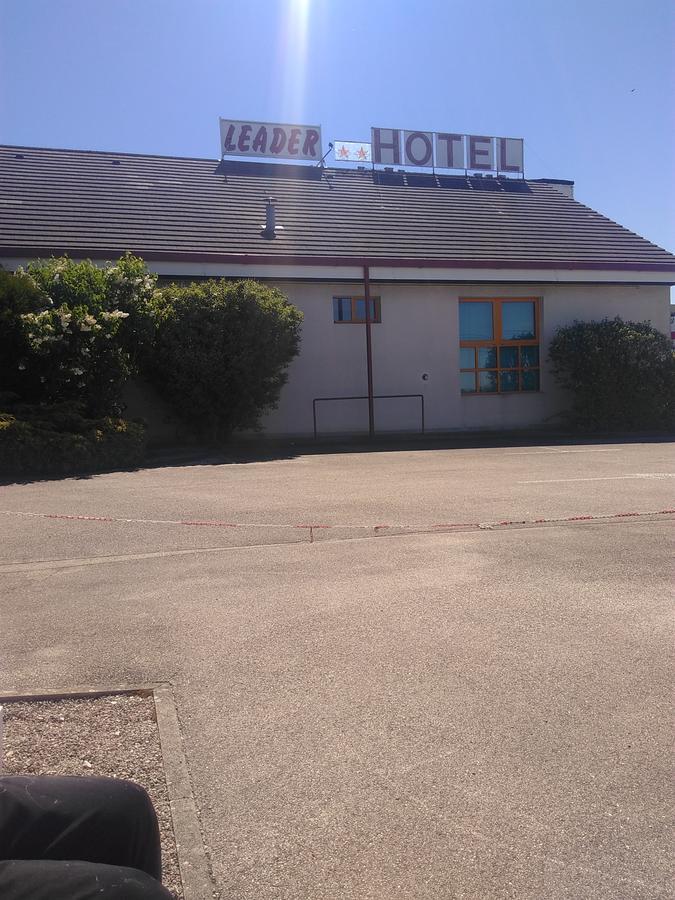 Leader Hotel Foucherans  Kültér fotó